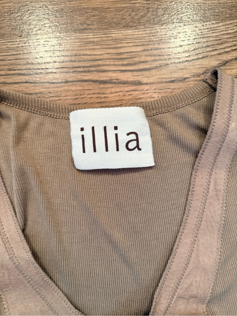 Illia Two-Tone Tan Genuine Leather Panel Ribbed Tank - Picture 2 of 4